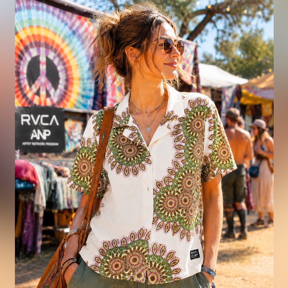 RVCA ANP KELSEY BROOKES Cream Button-Front Top with Green Floral Medallion Print